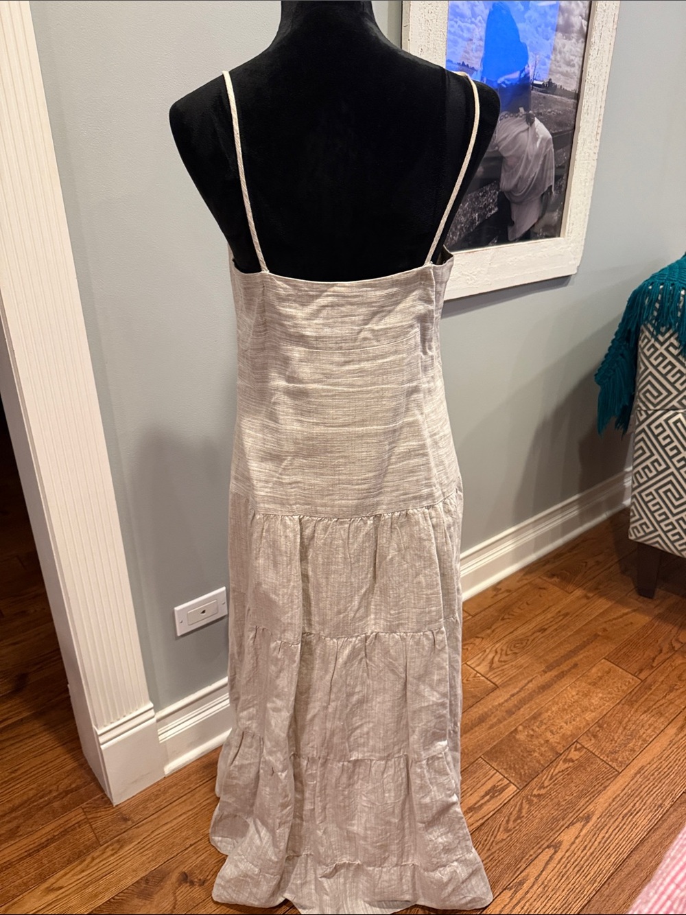 Banana Republic tan linen maxi dress. Size 10. - Picture 3 of 5